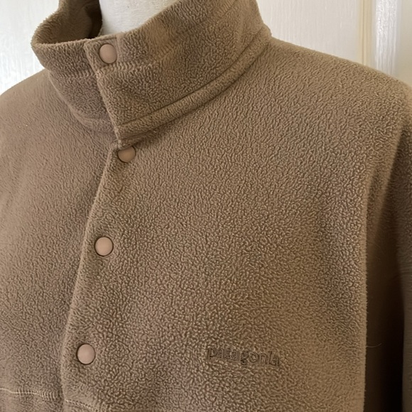 SOLD - Vintage Patagonia Fleece Pullover - Picture 9 of 9